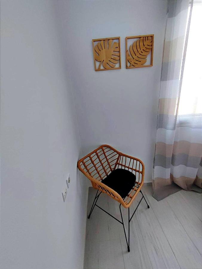 Deep Blue Apartment Agioi Apostoloi  Bagian luar foto